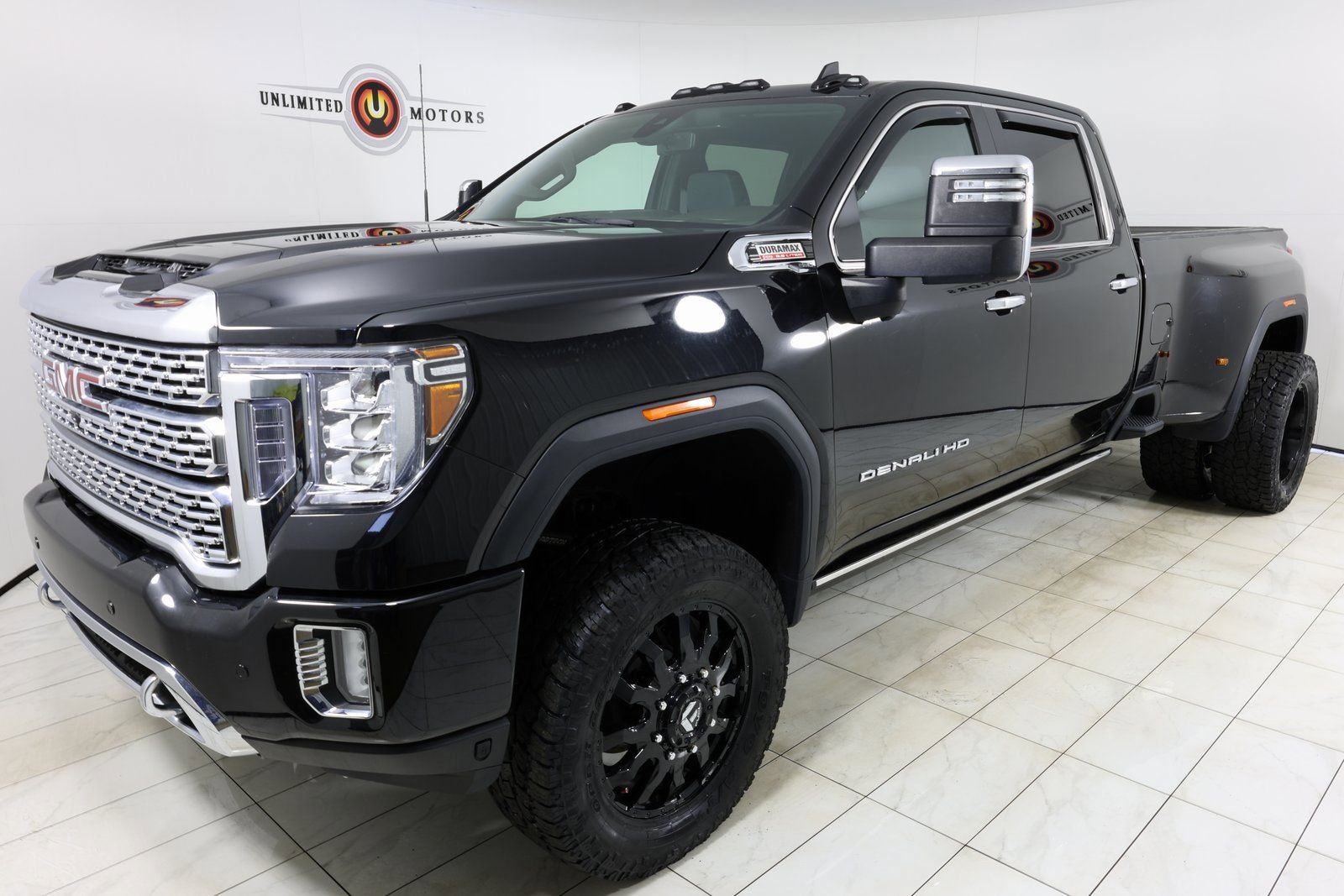 Used 2022 GMC Sierra 3500 Denali image 5