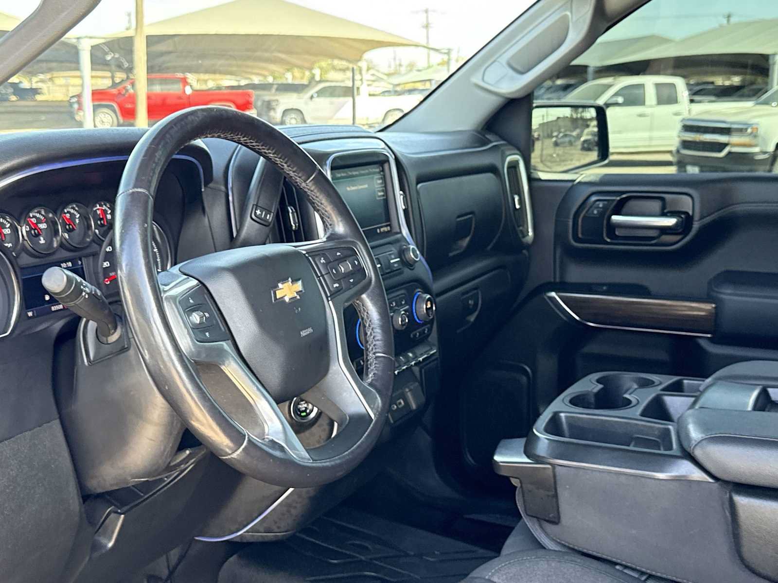 Used 2022 Chevrolet Silverado 1500 LT RWD image 10