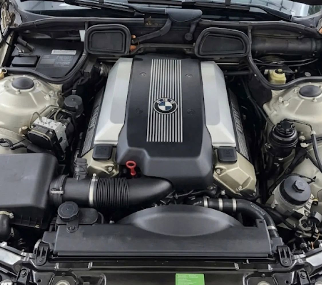 Used 2000 BMW 740i RWD image 17