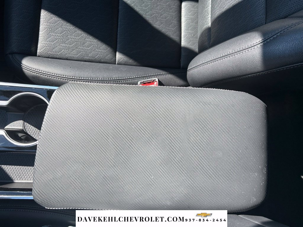 Used 2025 Chevrolet Equinox LT w/ Convenience Package II FWD image 13