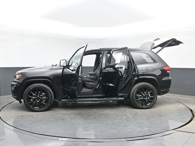 Used 2021 Jeep Grand Cherokee Laredo X AWD/4WD image 50