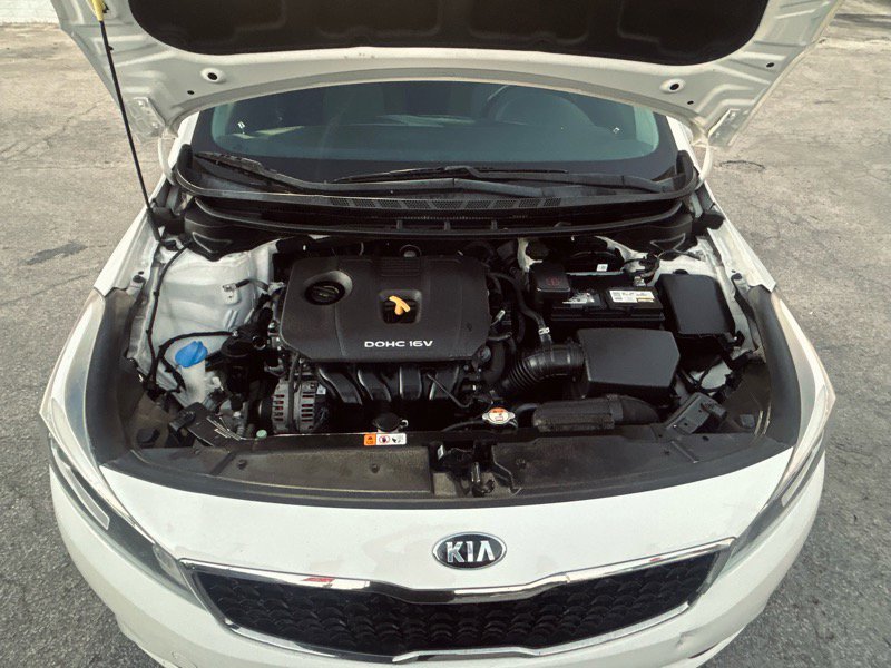 Used 2017 Kia Forte S image 19