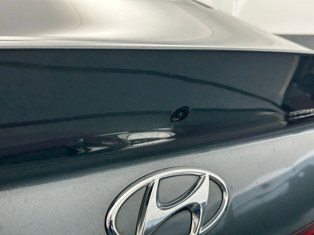 Used 2023 Hyundai Sonata Limited w/ Preferred Accessory Package FWD image 20