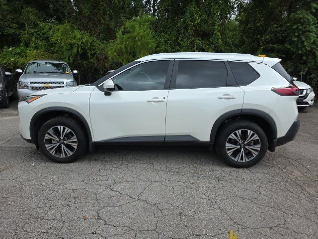Certified 2023 Nissan Rogue SV w/ SV Premium B Package FWD image 4