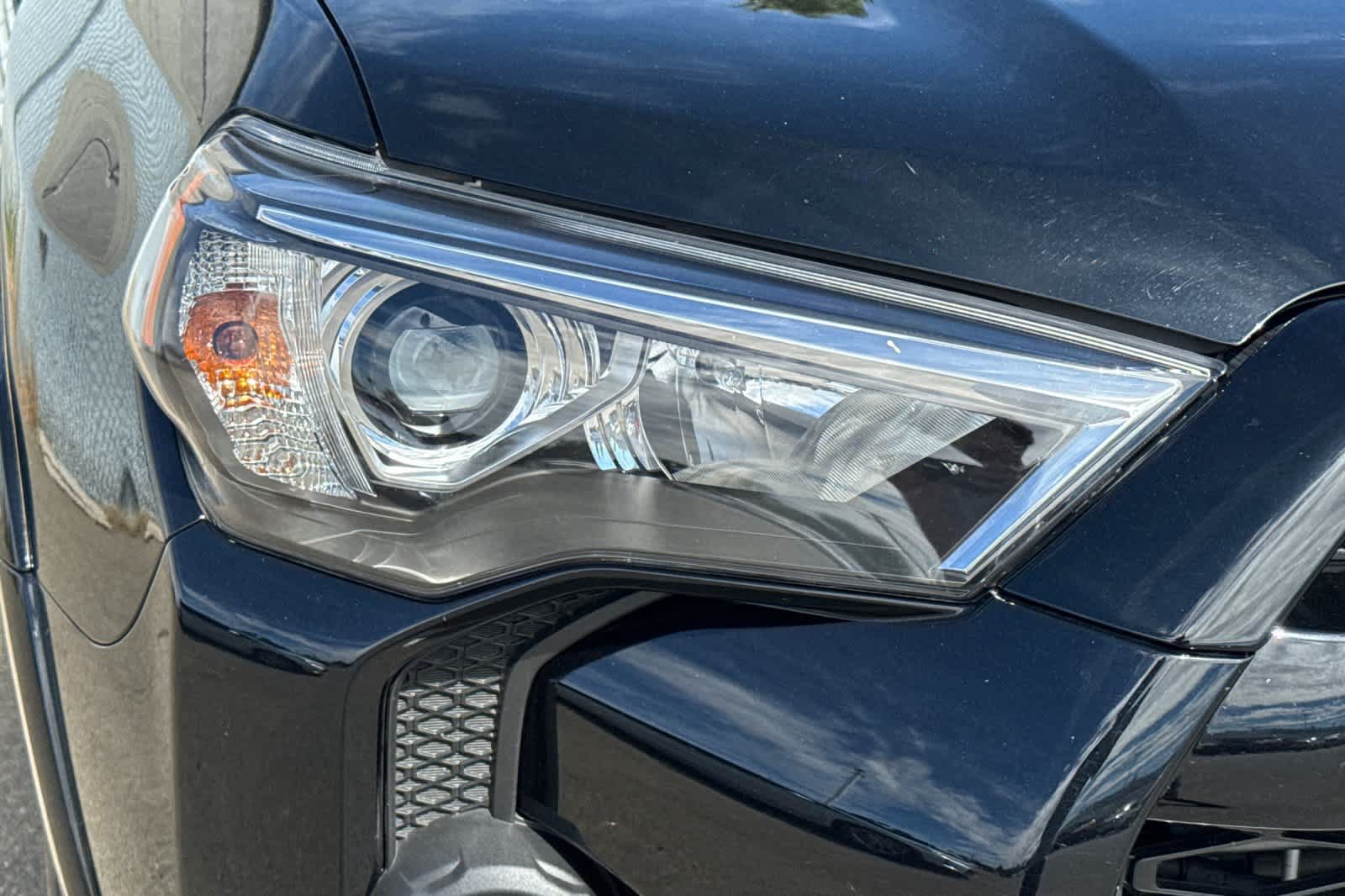 Used 2024 Toyota 4Runner TRD Off-Road Premium w/ Moonroof Package AWD/4WD image 17