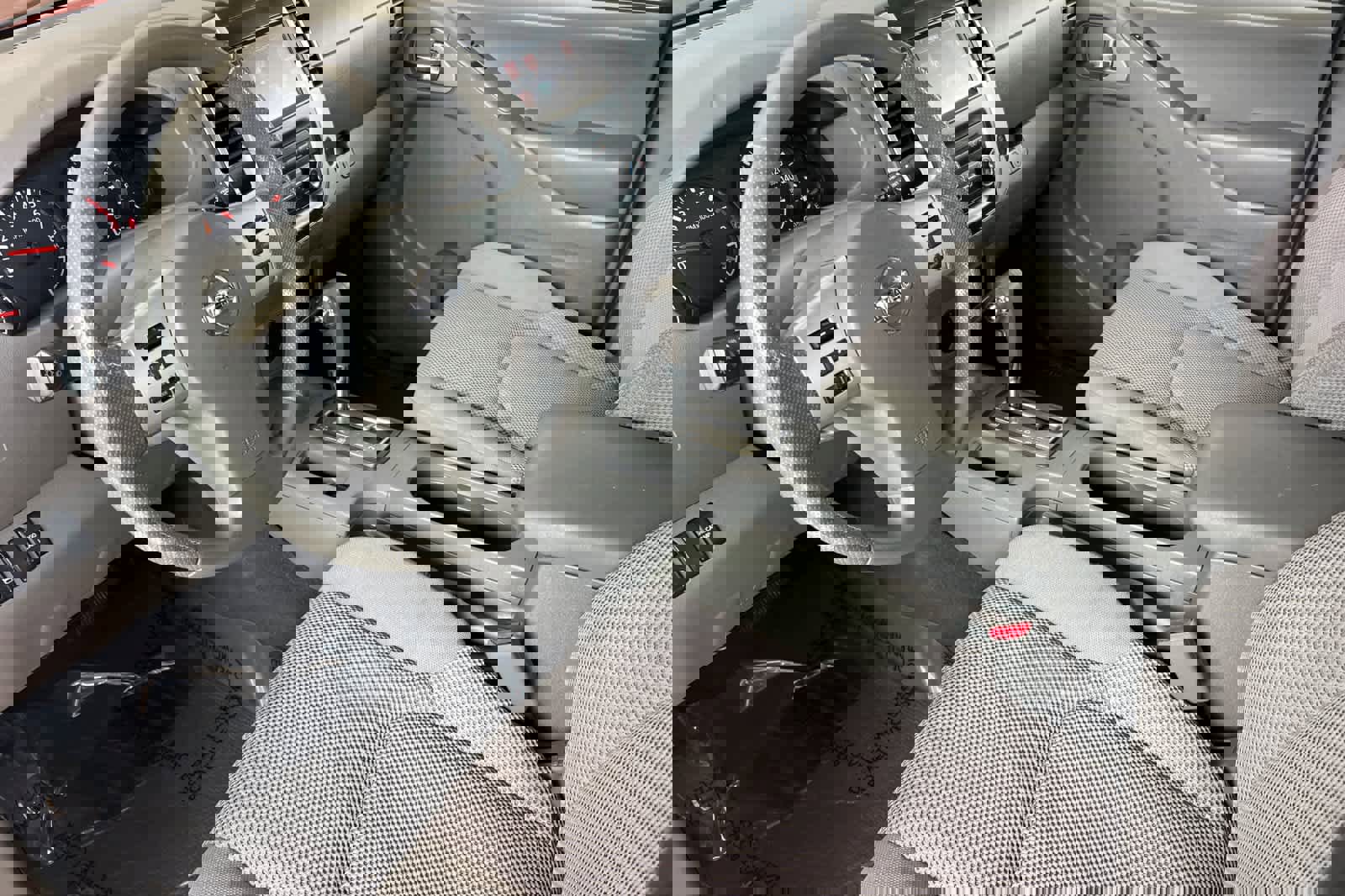 Used 2019 Nissan Frontier SV RWD image 11