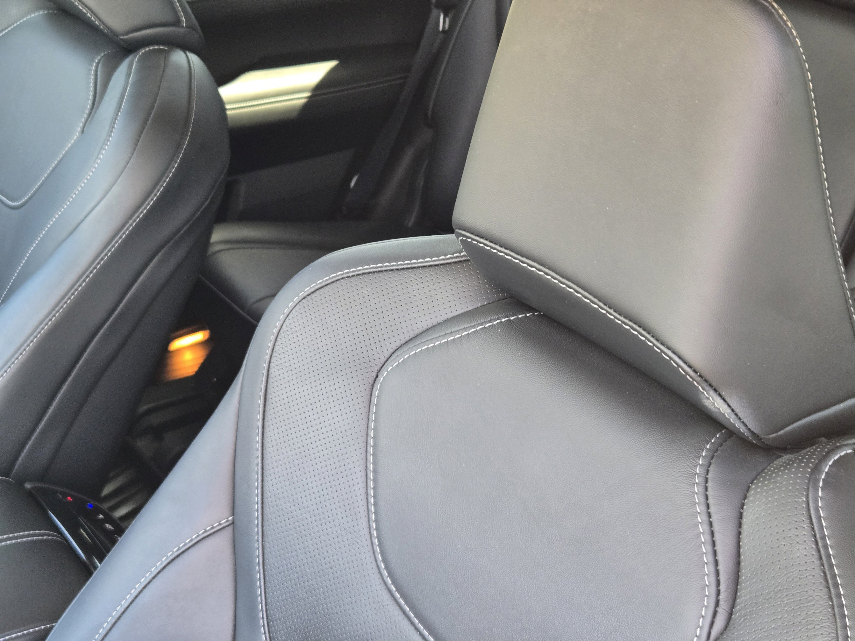 Used 2024 INFINITI QX60 Sensory w/ Cargo Package AWD/4WD image 24