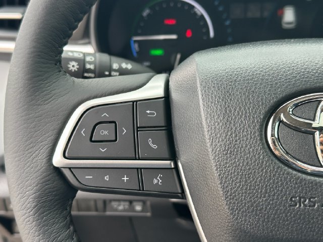 New 2026 Toyota Sienna XLE FWD image 14