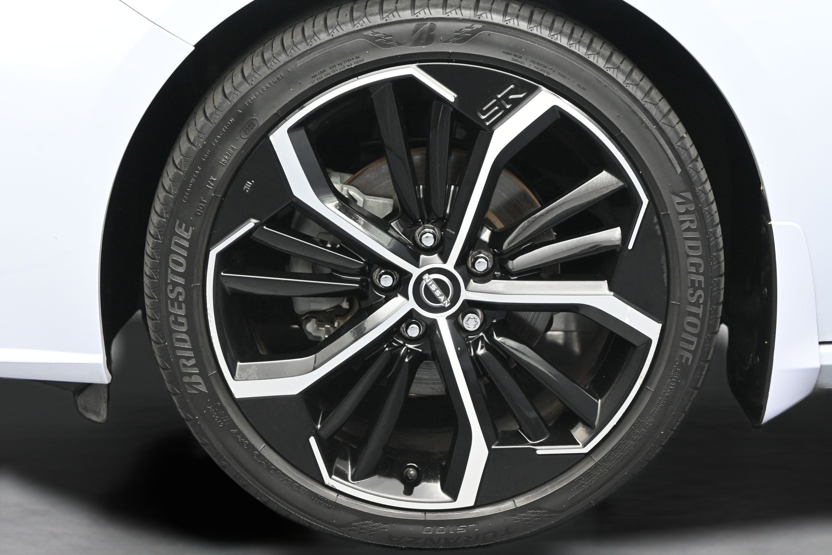 Used 2024 Nissan Altima 2.5 SR w/ SR Premium Package FWD image 10