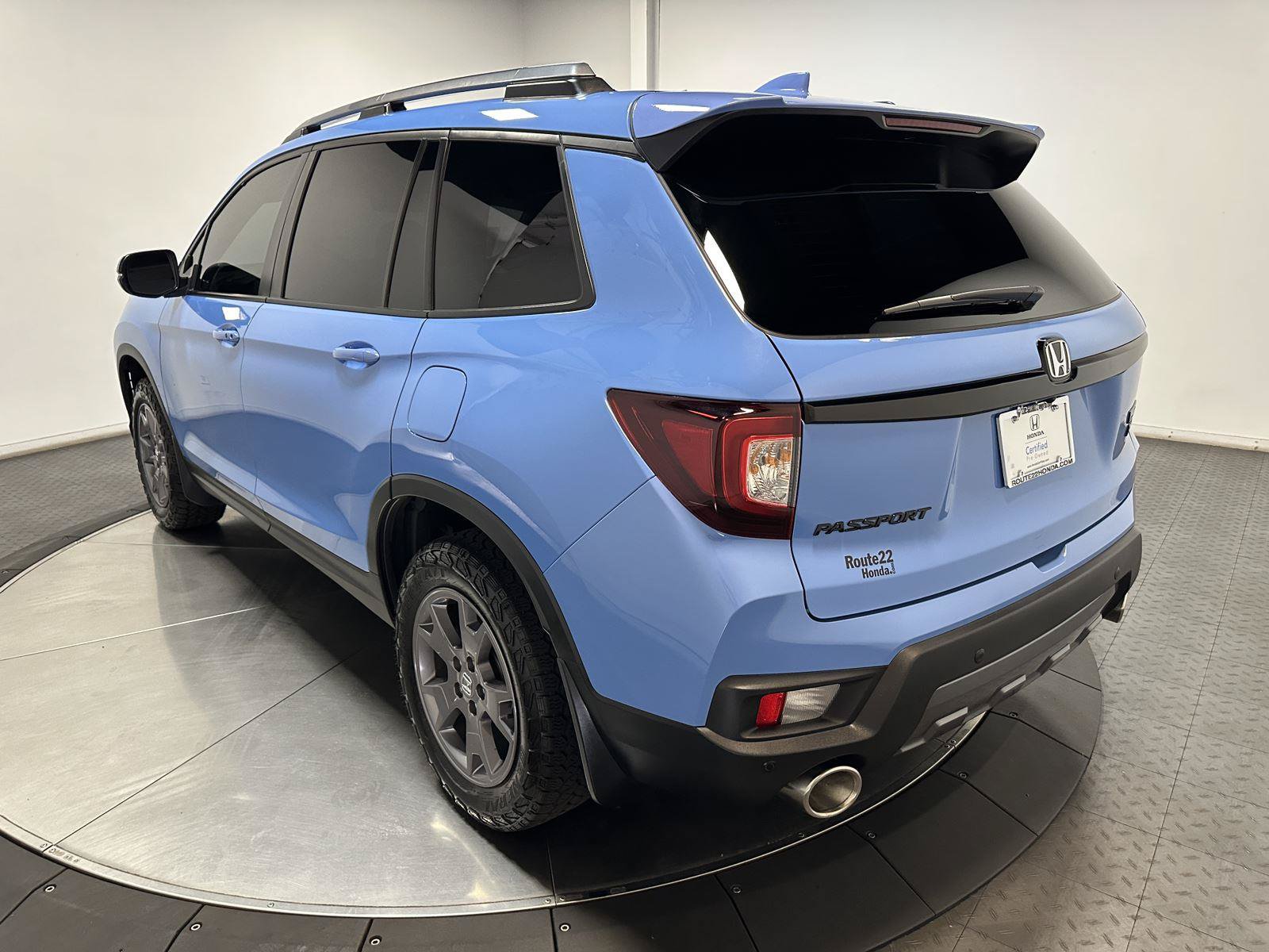 Certified 2024 Honda Passport TrailSport image 9