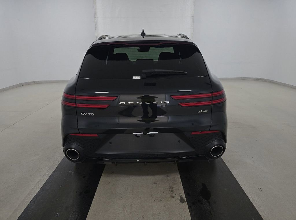 Used 2025 Genesis GV70 2.5T w/ Sport Prestige Package AWD/4WD image 12