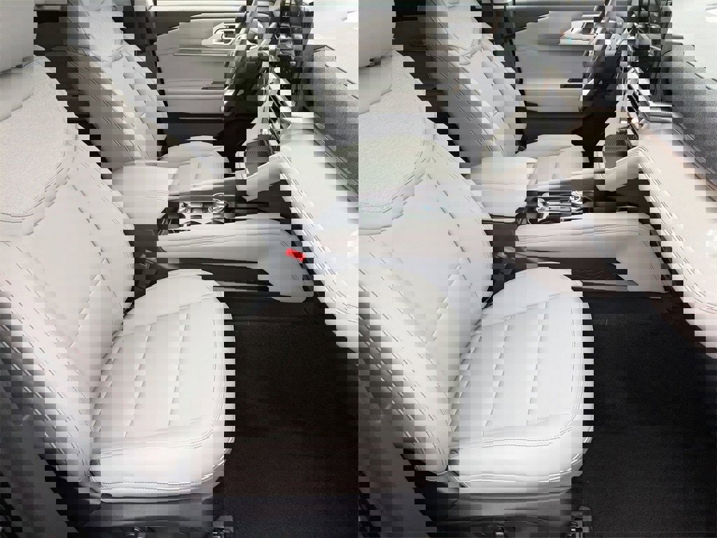 New 2026 Ford Explorer Active image 46