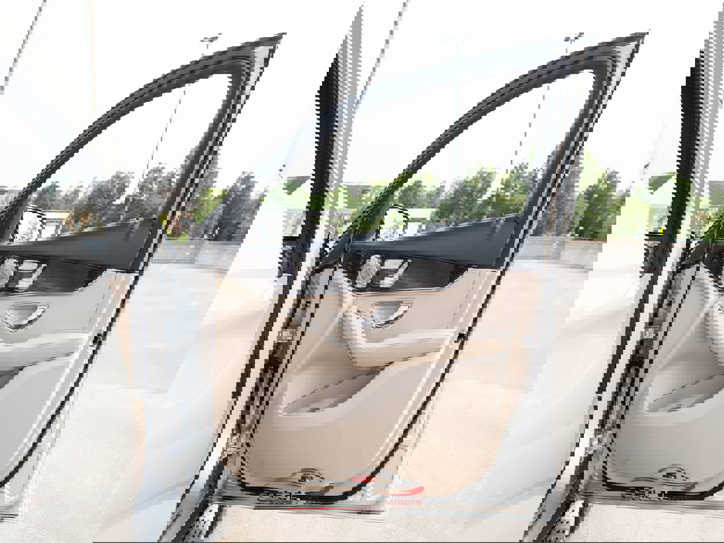 Used 2020 Mercedes-Benz GLC 300 4MATIC Coupe w/ Parking Assistance Package image 41