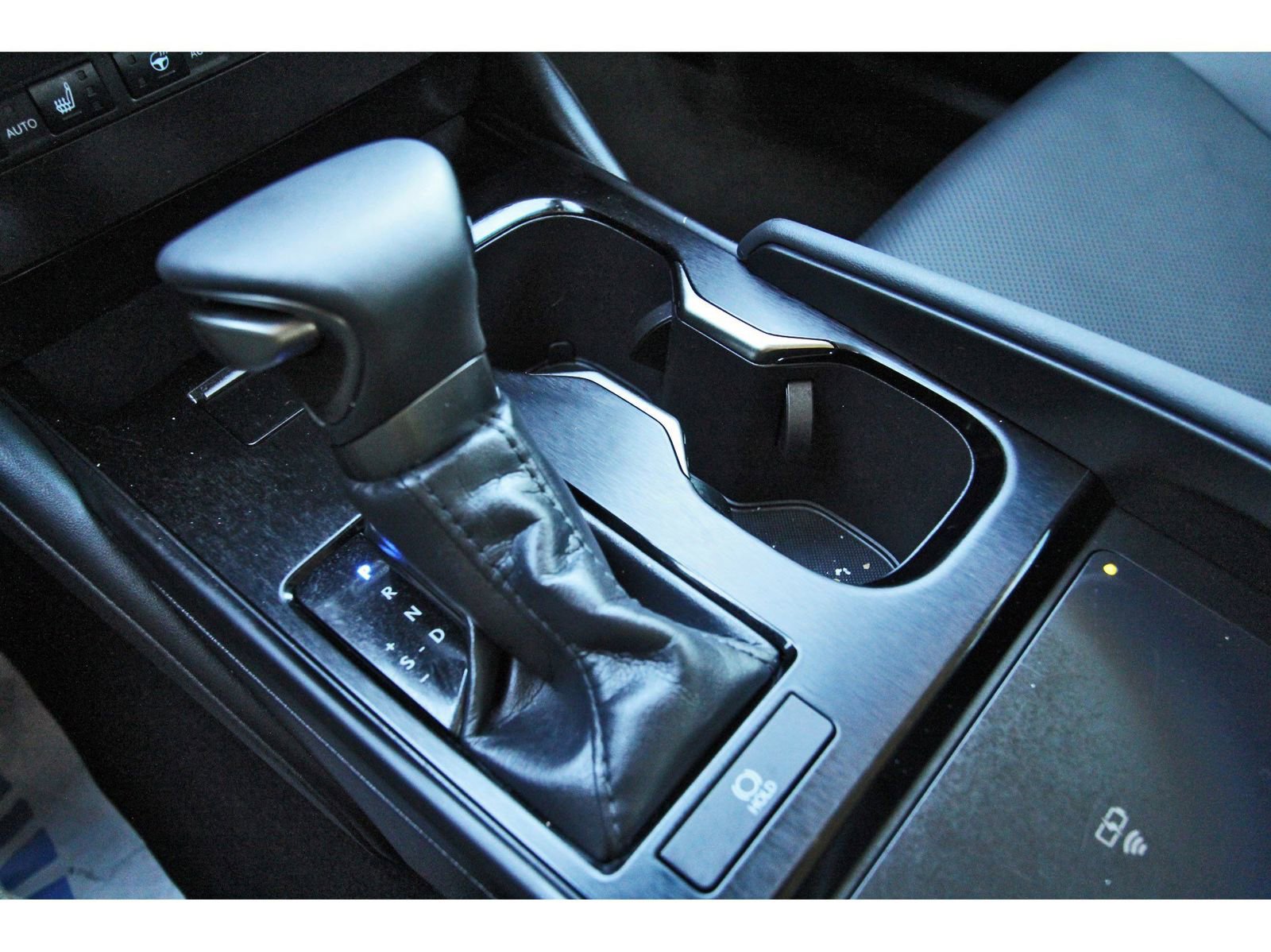 Used 2024 Lexus ES 350 w/ Premium Package image 28