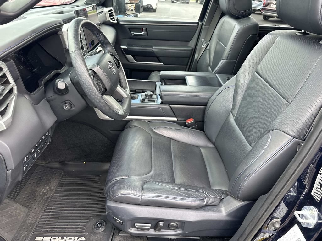 Used 2023 Toyota Sequoia Platinum AWD/4WD image 20
