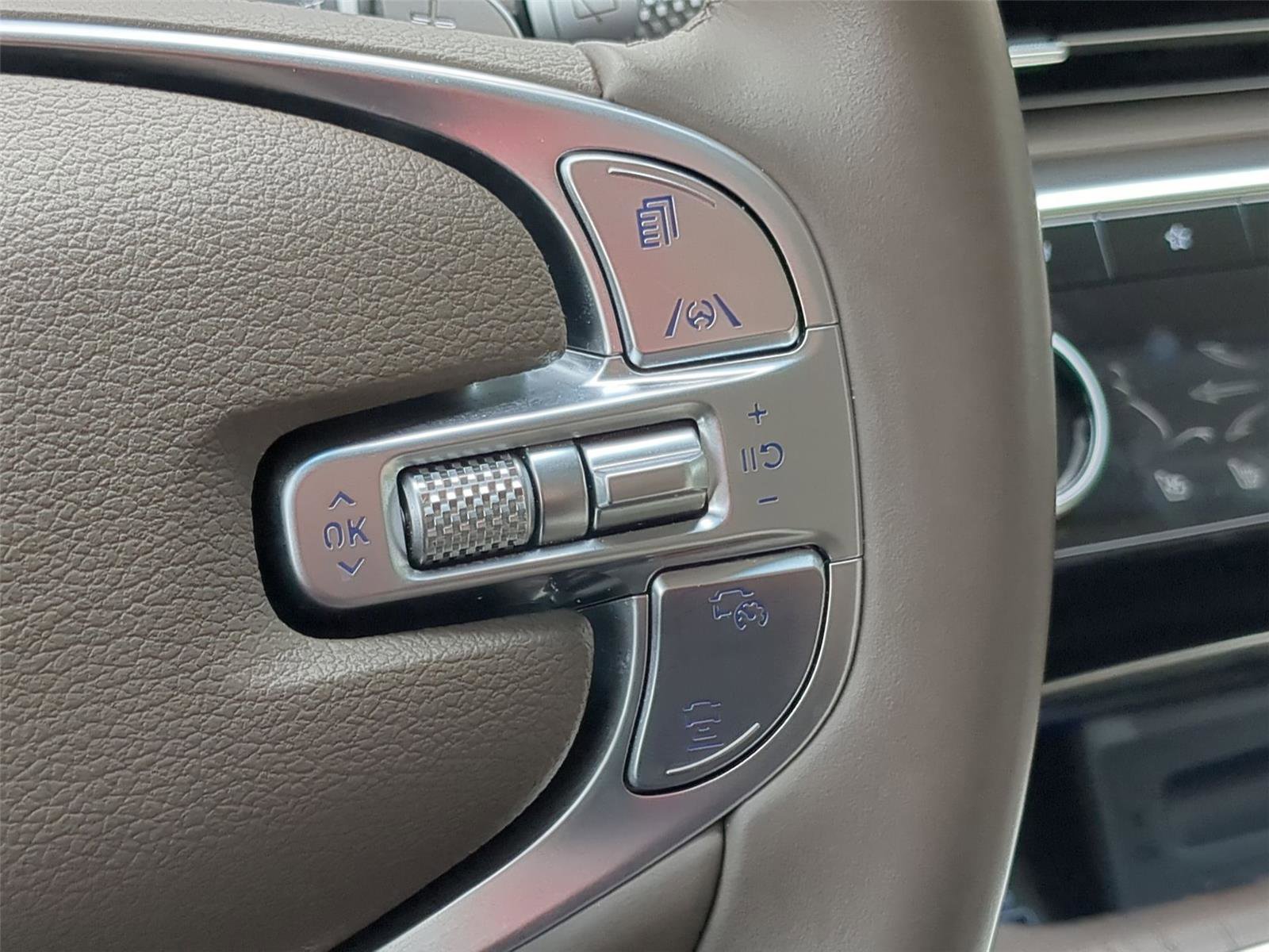 Used 2024 Genesis GV80 3.5T image 19