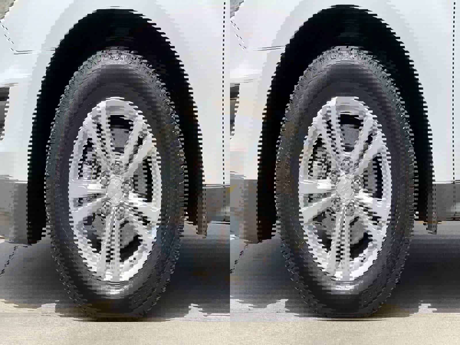 Used 2016 Chevrolet Equinox LS image 26