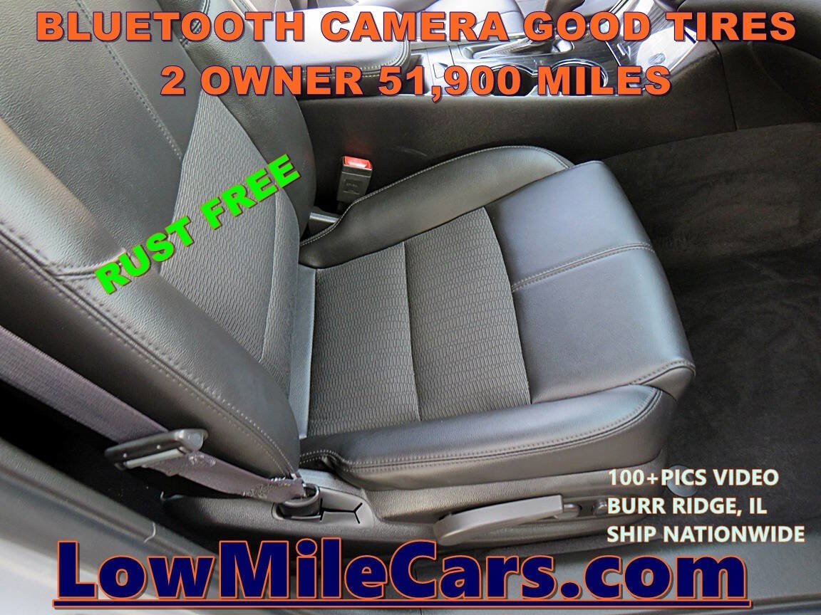 Used 2017 Chevrolet Impala LT w/ Convenience Package image 44