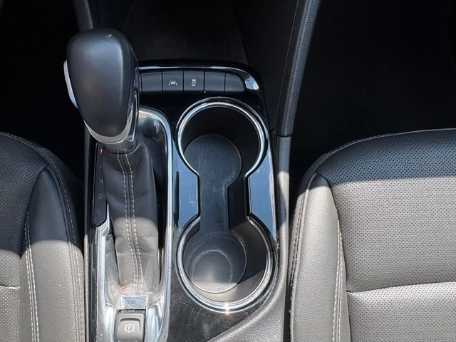 Used 2024 Buick Encore GX Sport Touring FWD image 32