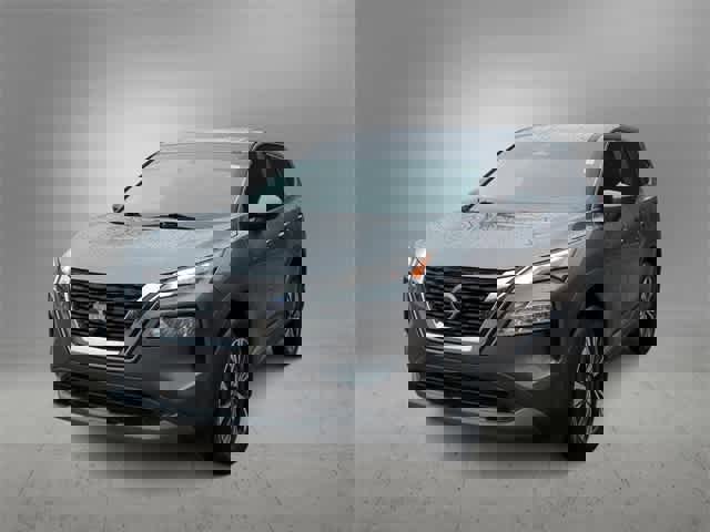 Used 2023 Nissan Rogue SV image 4