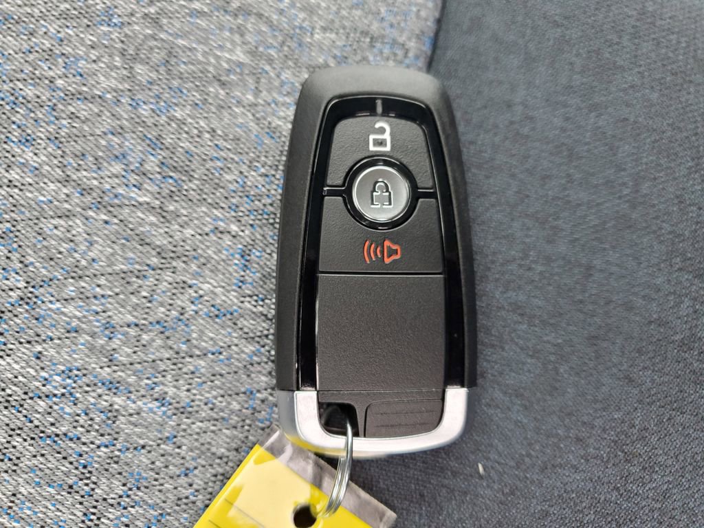 New 2025 Ford Maverick XLT w/ Equipment Group 302A image 37