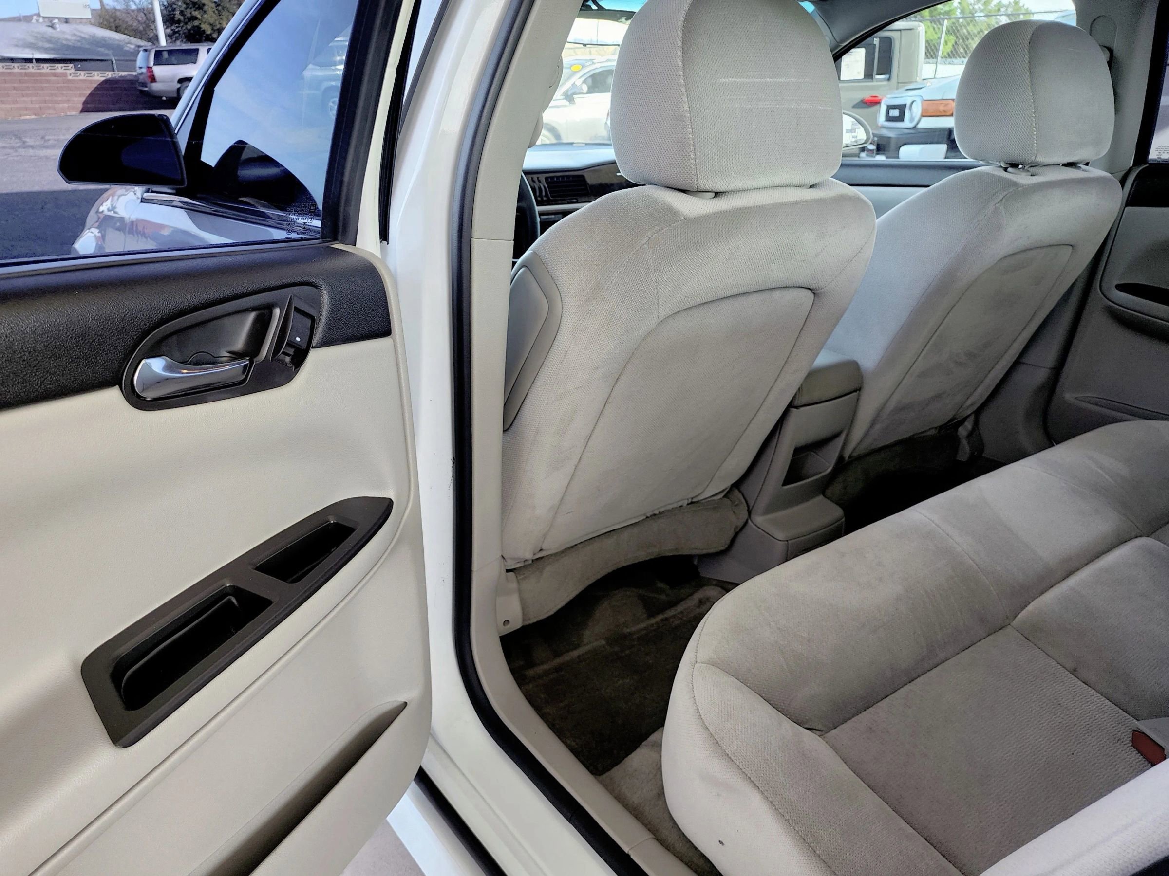 Used 2015 Chevrolet Impala Limited LS image 17