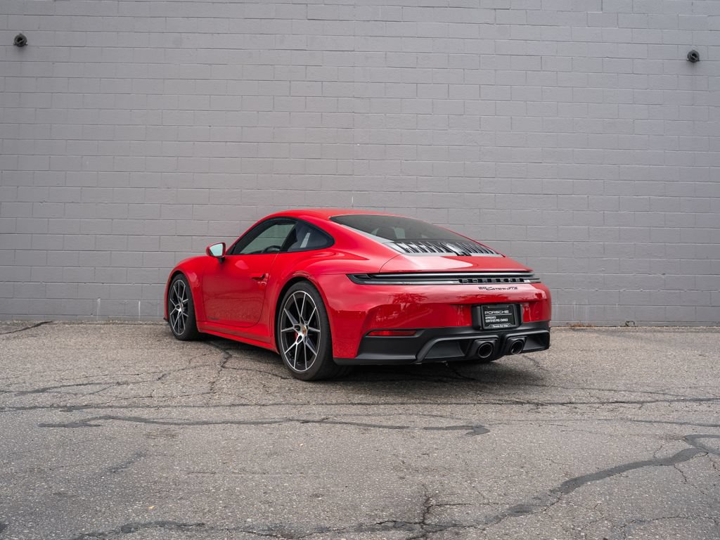 Used 2025 Porsche 911 GTS image 3