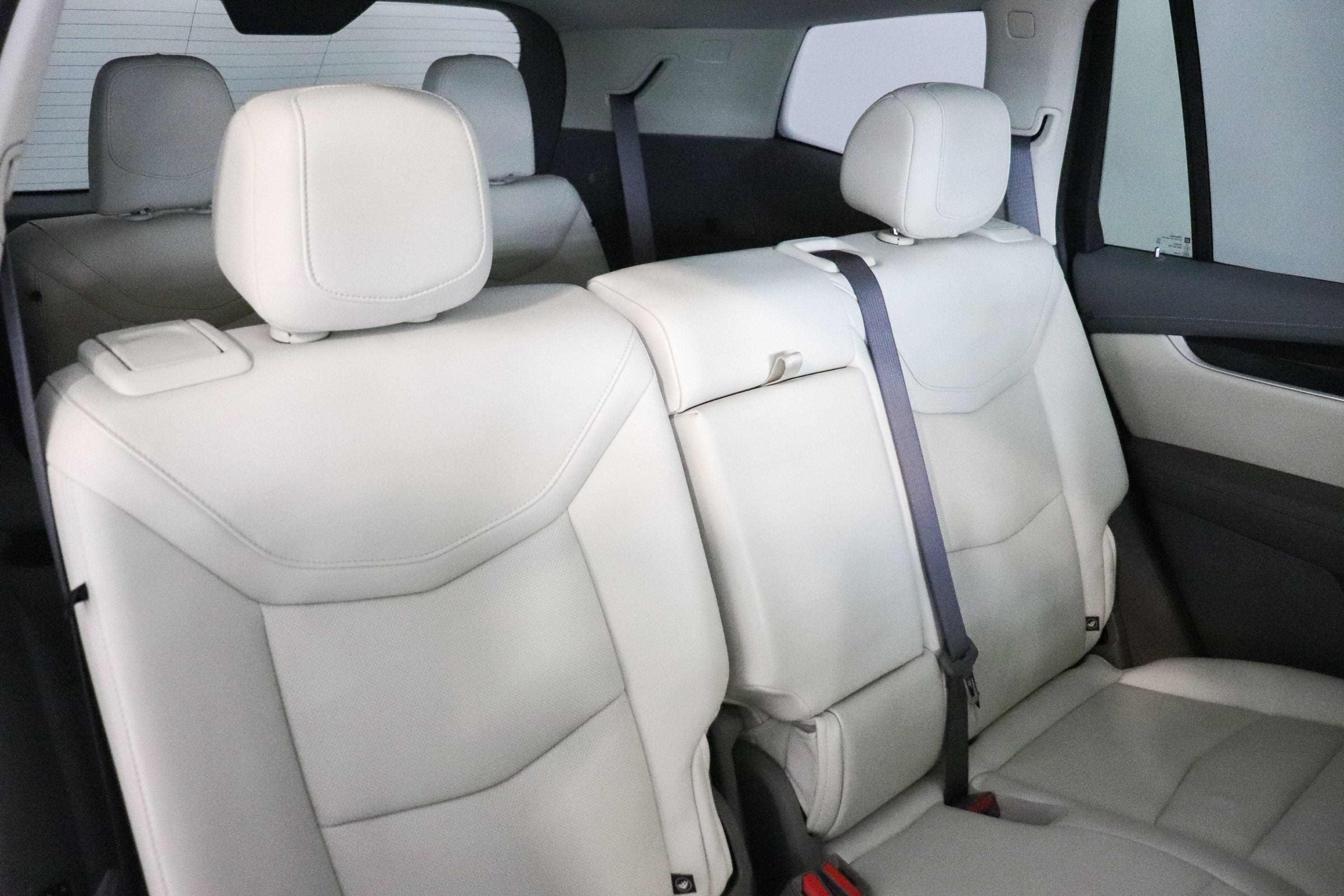 Used 2024 Cadillac XT6 Premium Luxury w/ Technology Package AWD/4WD image 22