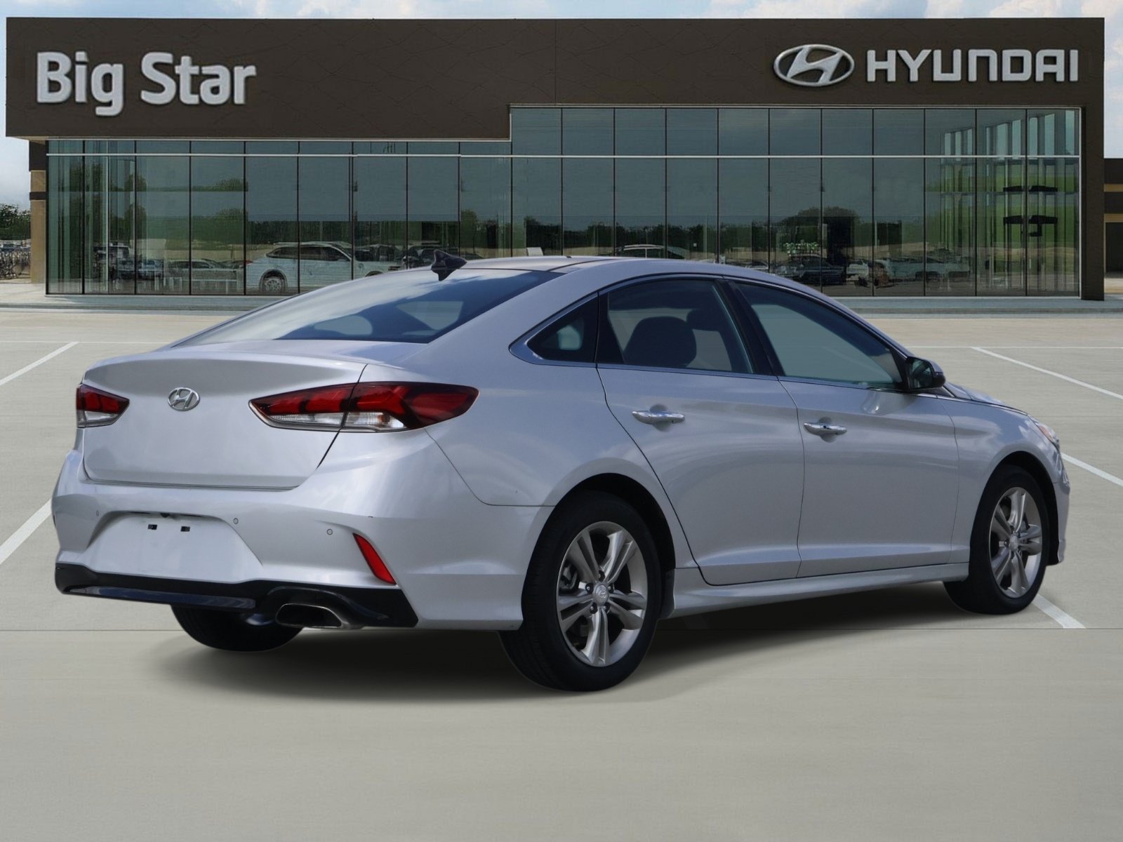 Used 2019 Hyundai Sonata Limited w/ Ultimate Package 04 FWD image 4
