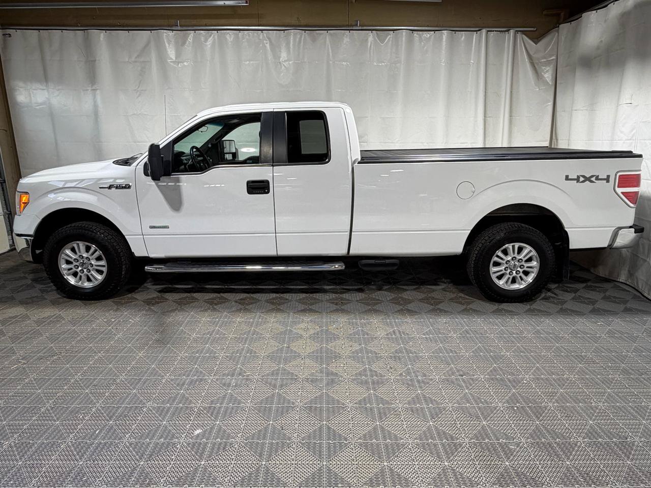 Used 2014 Ford F150 XLT AWD/4WD image 5