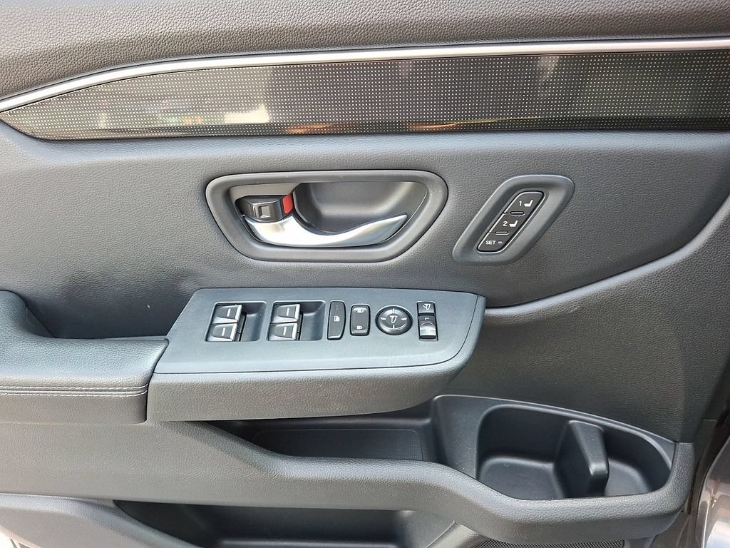 Used 2023 Honda Pilot Elite image 16