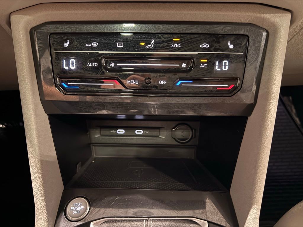 Used 2022 Volkswagen Tiguan SE image 25