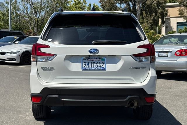 Used 2024 Subaru Forester Premium AWD/4WD image 5