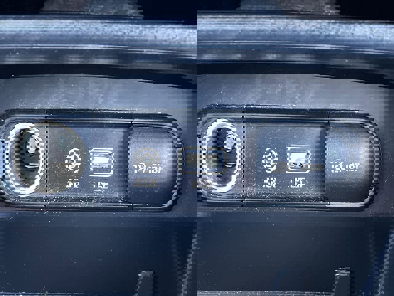 Used 2016 Kia Sorento LX w/ LX Convenience Package image 24