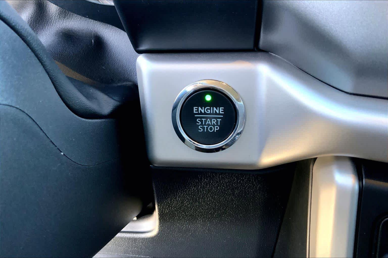 Certified 2023 Ford Expedition XLT image 32
