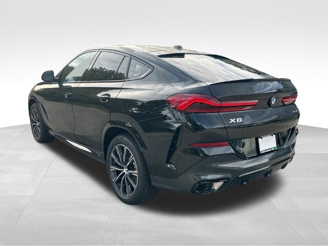 New 2027 BMW X6 xDrive40i w/ Climate Comfort Package AWD/4WD image 8