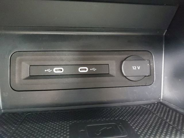 Certified 2023 Volkswagen Atlas Cross Sport SE image 21