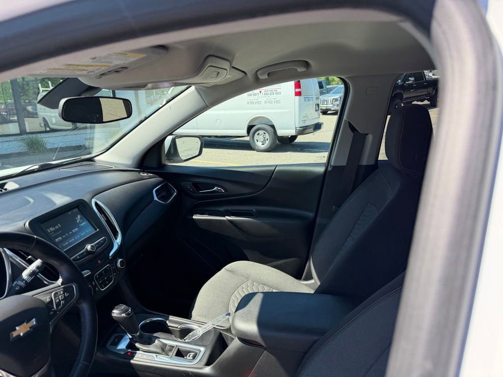 Used 2018 Chevrolet Equinox LT AWD/4WD image 13