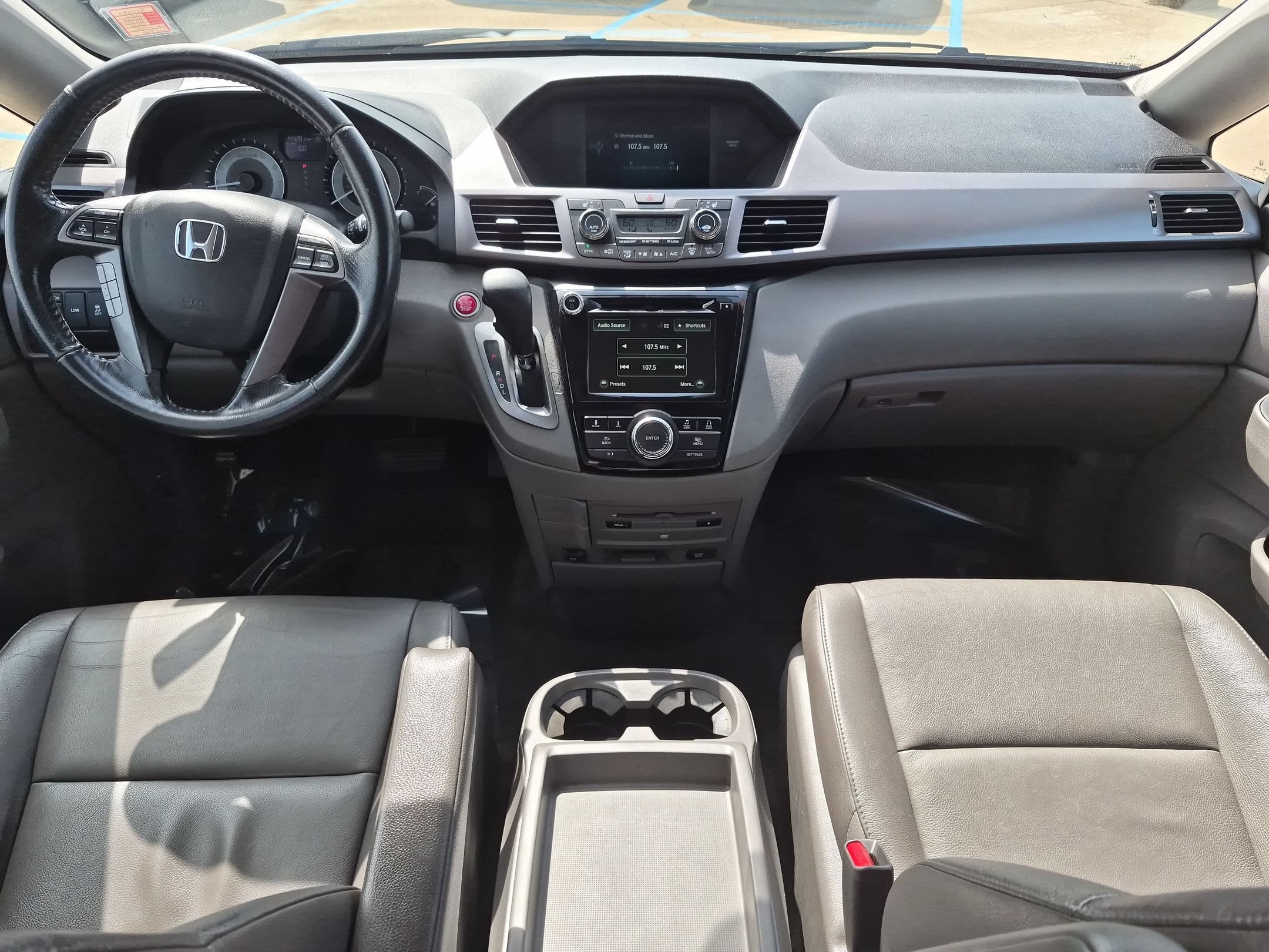 Used 2015 Honda Odyssey EX-L image 25