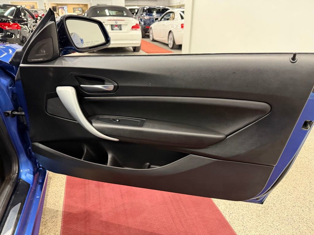 Used 2016 BMW M235i Coupe image 37