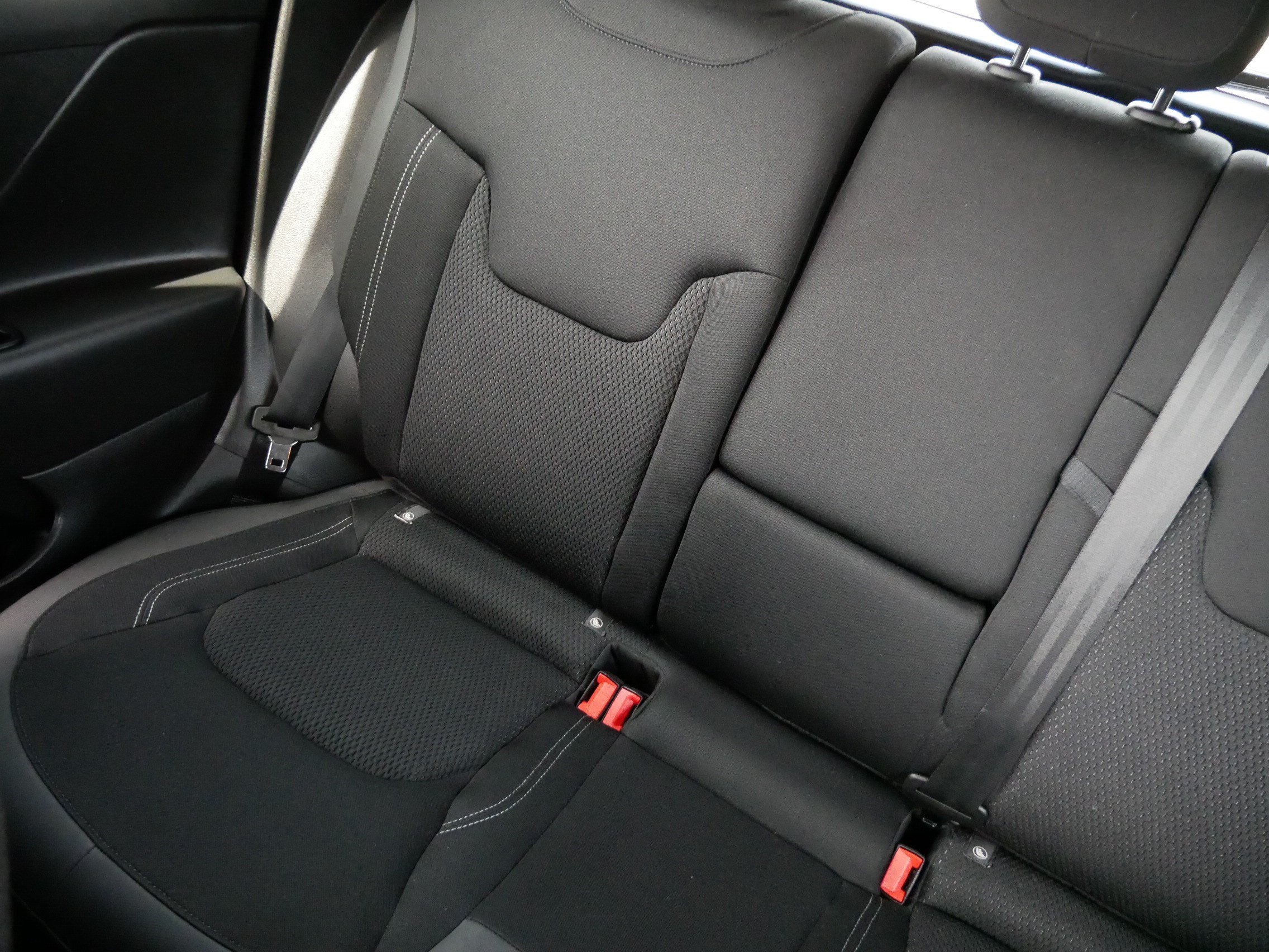 Used 2022 Jeep Renegade Altitude w/ Convenience Group AWD/4WD image 12