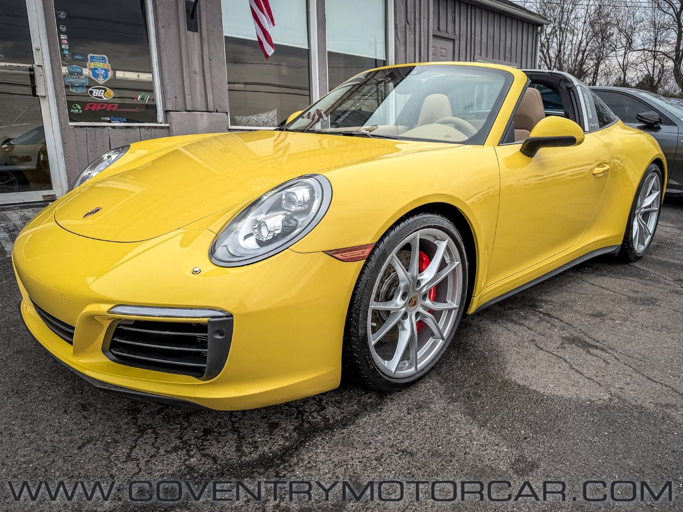 Used 2017 Porsche 911 Targa 4S image 3