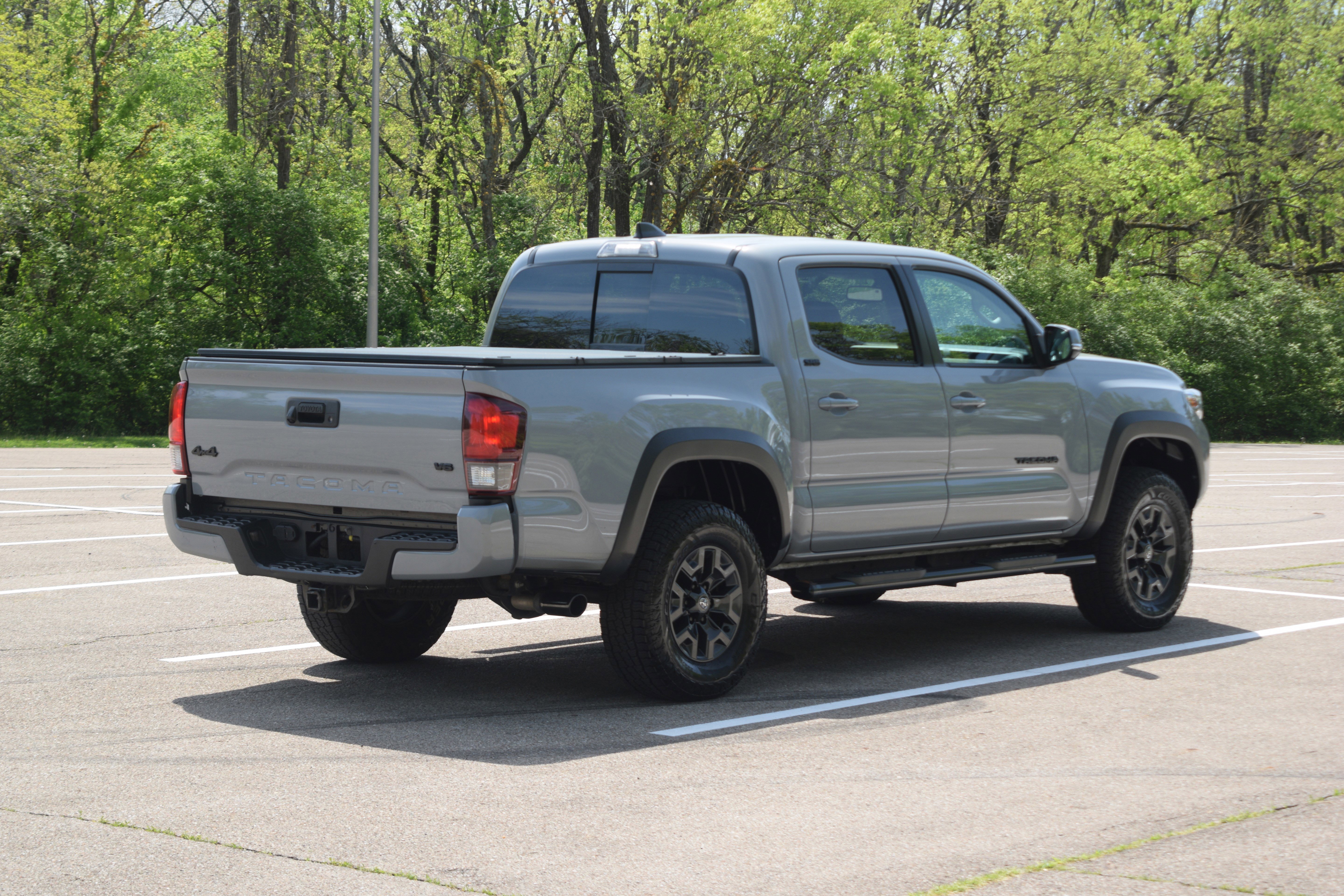 Used 2021 Toyota Tacoma SR5 w/ Trail Edition image 25