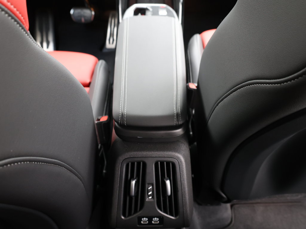 Used 2025 BMW X2 M35i AWD/4WD image 27