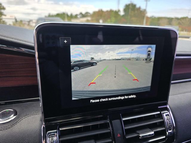 Used 2021 Lincoln Navigator 2WD image 17