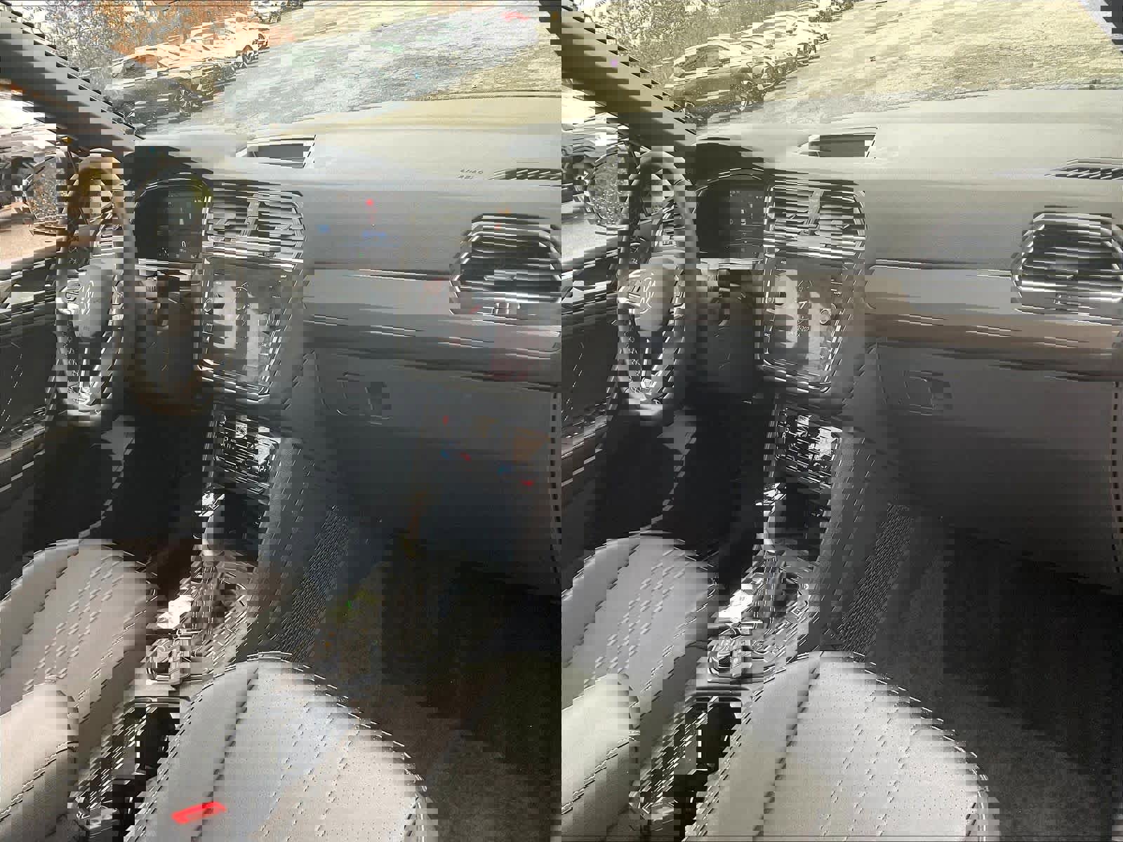 Certified 2023 Volkswagen Tiguan SE R-Line image 14