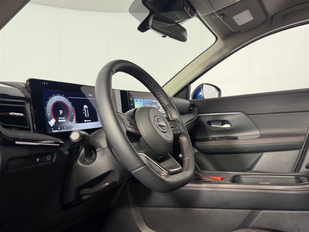 Used 2025 Nissan Kicks SR FWD image 20