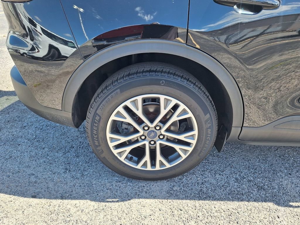 Used 2021 Ford Escape SEL image 26