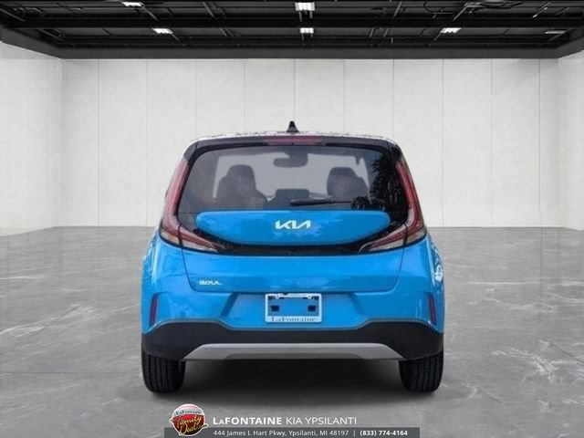 Certified 2023 Kia Soul S FWD image 4