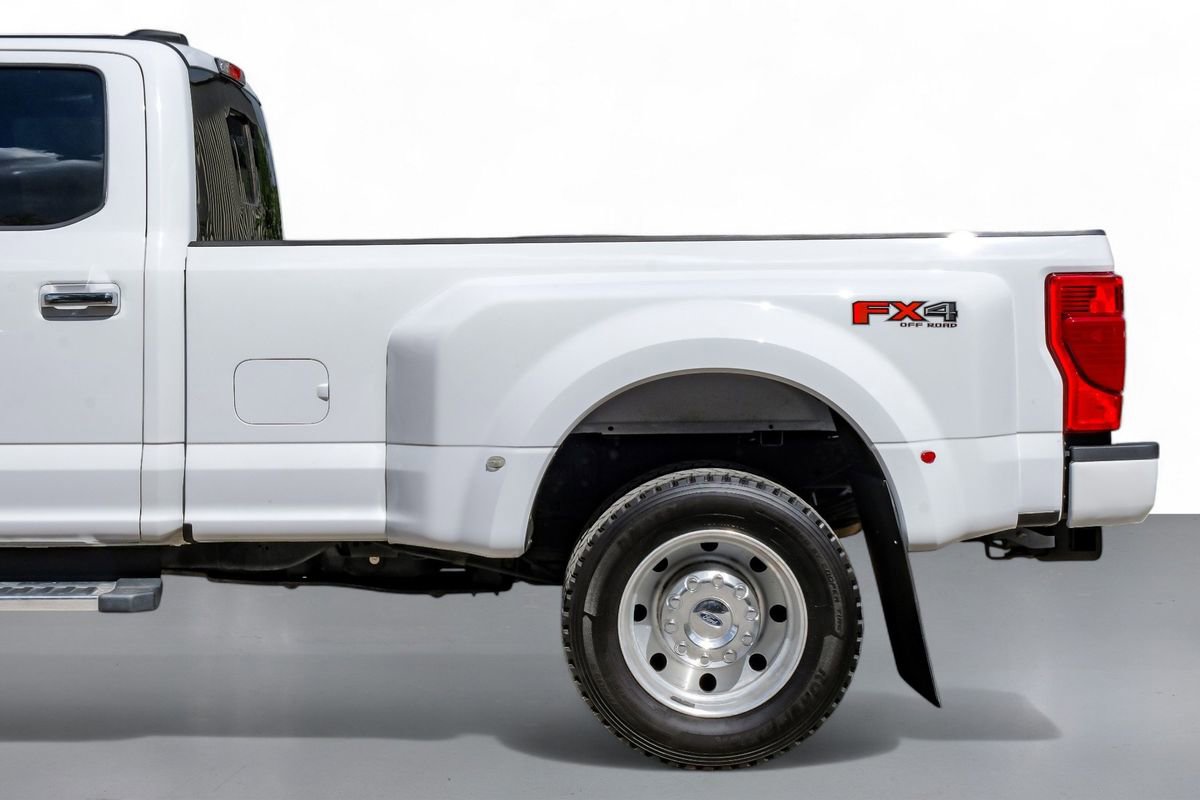 Used 2022 Ford F450 Lariat w/ Chrome Package image 12